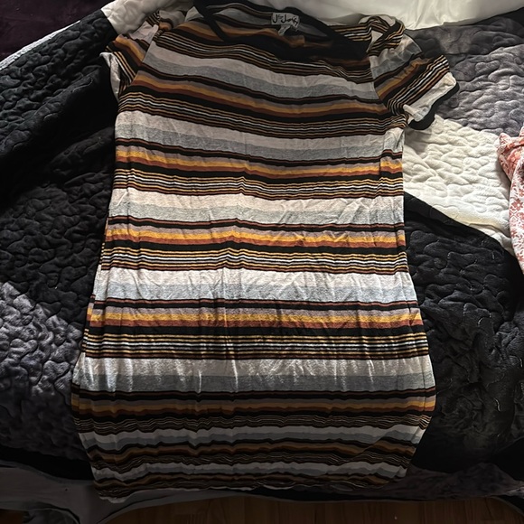 Night gown - Picture 1 of 1